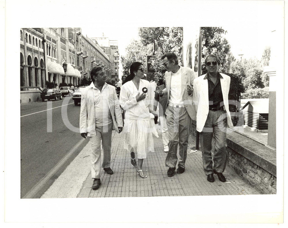 1987 VENEZIA Irene PAPAS con Carlo LIZZANI e Vittorio STORARO a passeggio *Foto