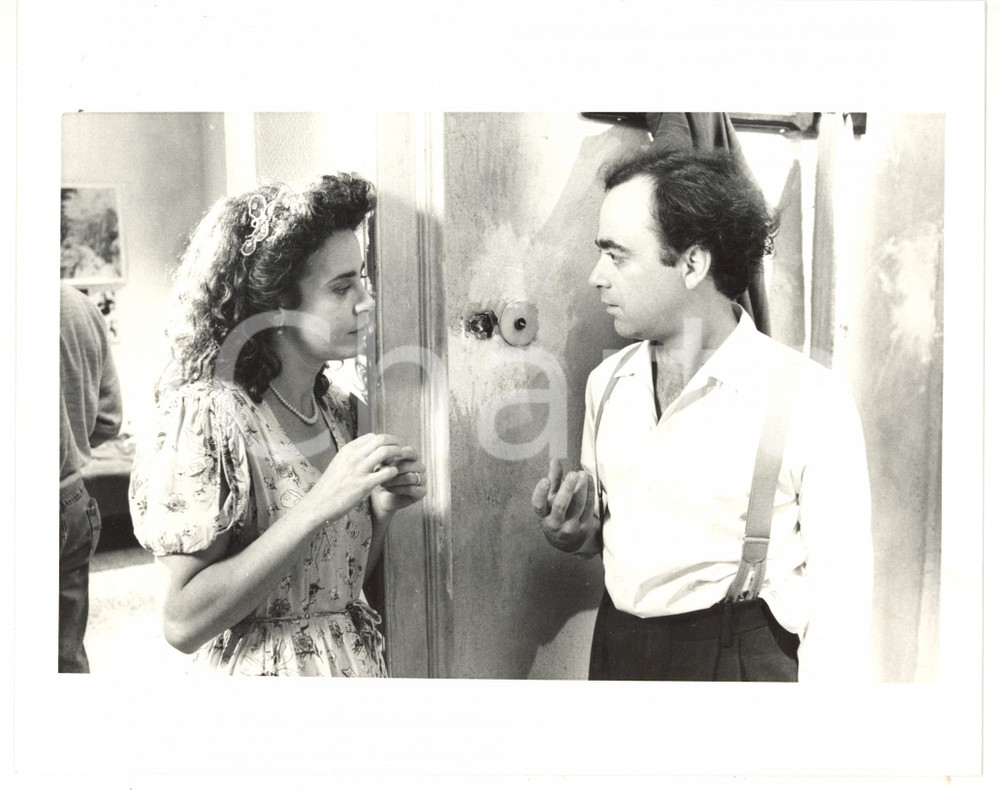 1988 CINEMA "Ladri di saponette" - Caterina LABINI sul set con Maurizio NICHETTI