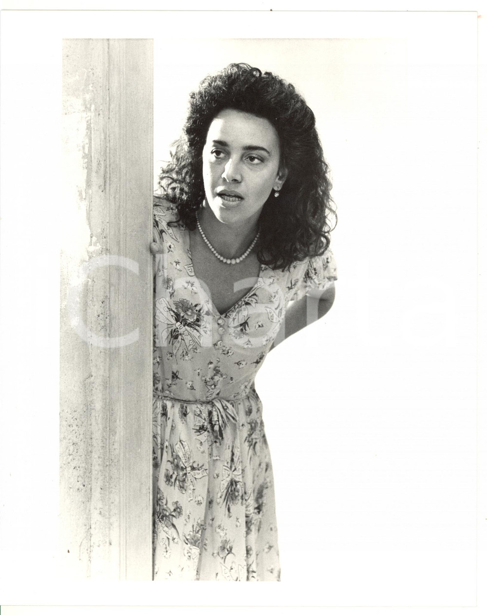 1988 CINEMA "Ladri di saponette" - Caterina SYLOS LABINI sul set del film (3)