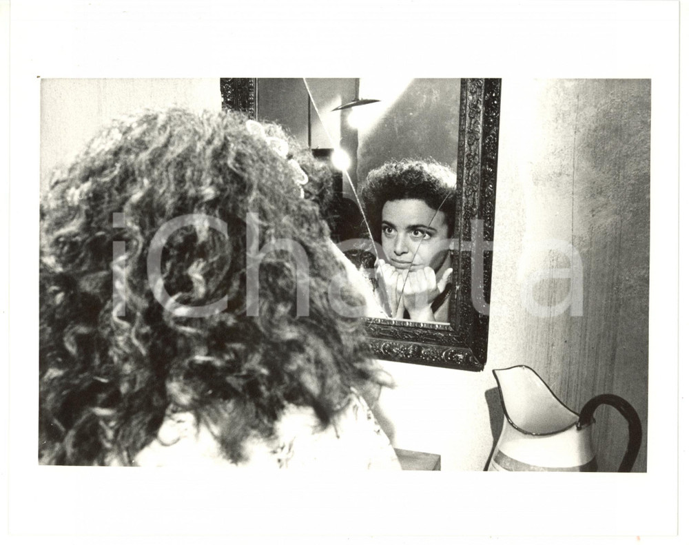 1988 CINEMA "Ladri di saponette" - Caterina SYLOS LABINI allo specchio - Foto 