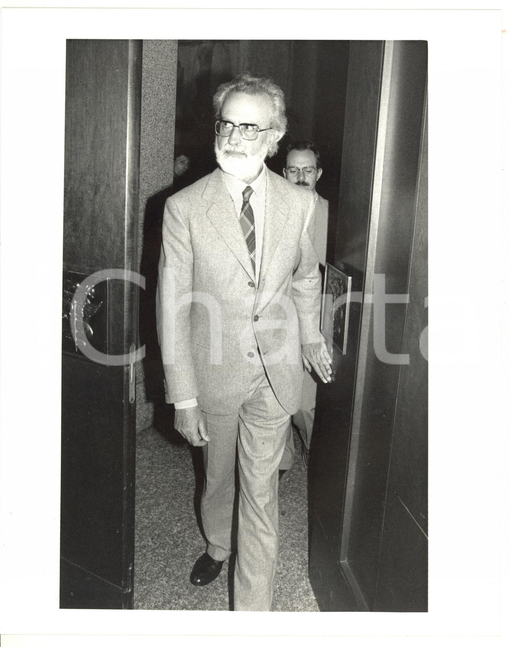 1987 MILANO Ritratto del giornalista Eugenio SCALFARI - Foto 20x25 cm