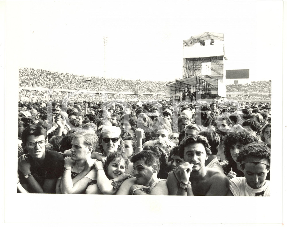 1988 TORINO - AMNESTY INTERNATIONAL "Human Rights Now!" - Folla sotto il palco