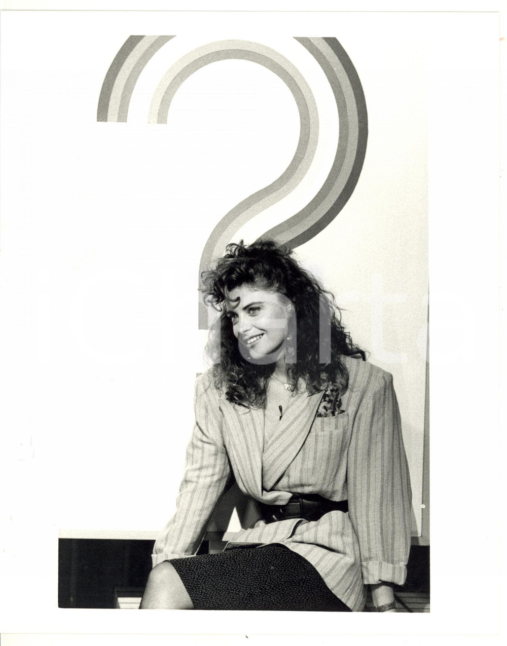 Fotografia d epoca originale 1987 RAI  ECONOGIOCO Ritratto di Graziella MINUTI  Foto VINTAGE 20x25 cm 1