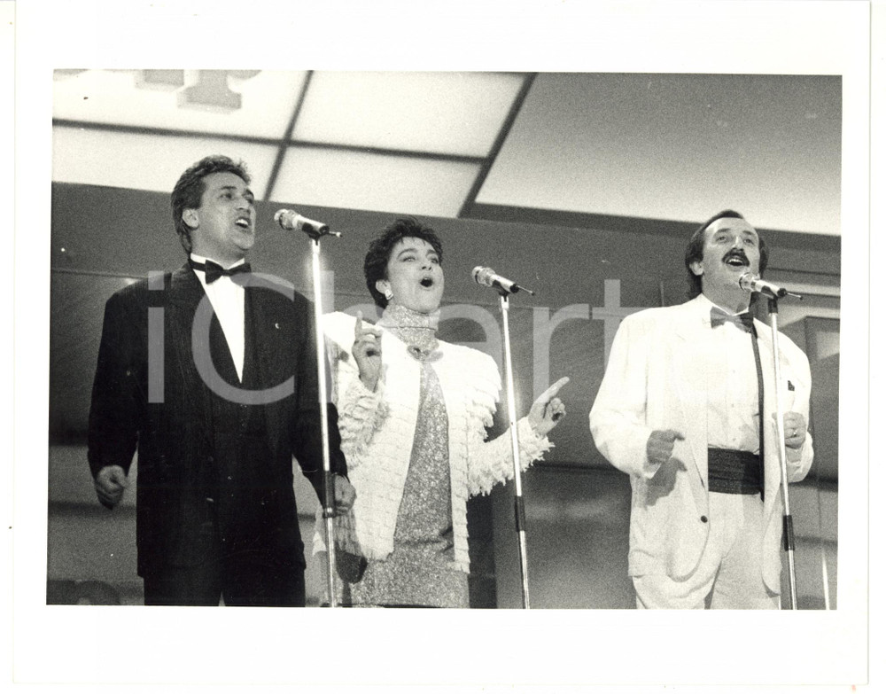 1990 FESTIVAL DI SANREMO - I RICCHI E POVERI si esibiscono sul palco *Foto