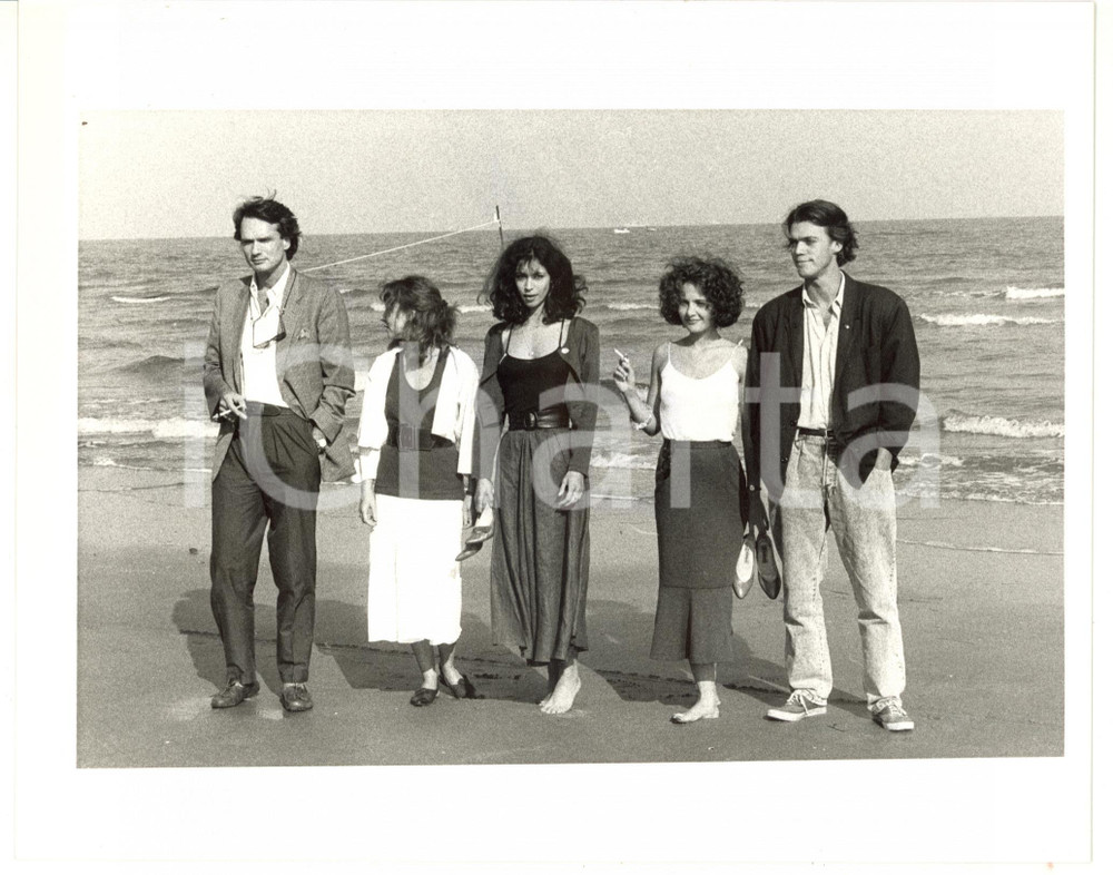 1987 CINEMA Eric VIEILLARD, Sophie RENOIR, François-Eric GENDRON in riva al mare