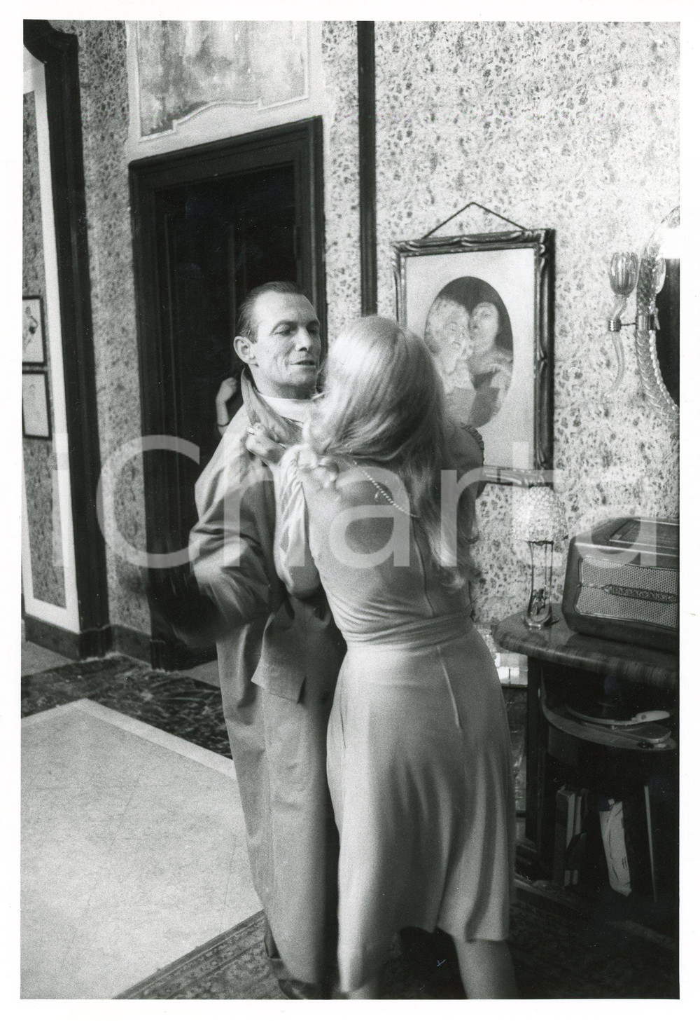1984 RAI - NOTTI E NEBBIE Eleonora GIORGI con Umberto ORSINI sul set *Foto 18x24