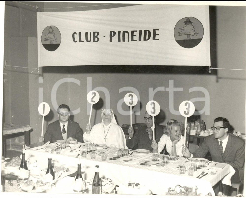1969 MILANO Club PINEIDE - Concorso di cucina - La giuria *Foto 18x13 