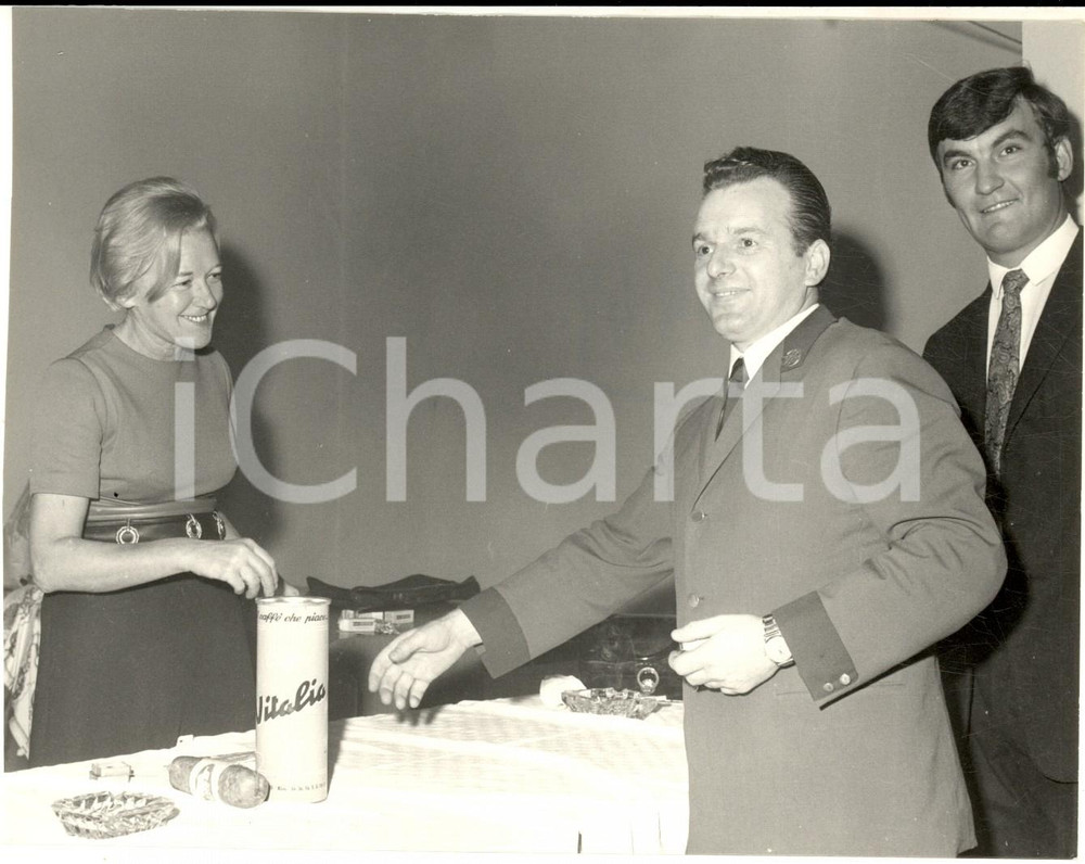 1969 MILANO Club PINEIDE - Concorso di cucina - Premiazione *Foto 18x13 cm