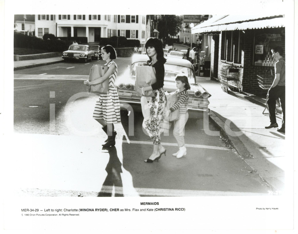 1990 CINEMA - MERMAIDS Winona RIDER con CHER e Christina RICCI sul set del film