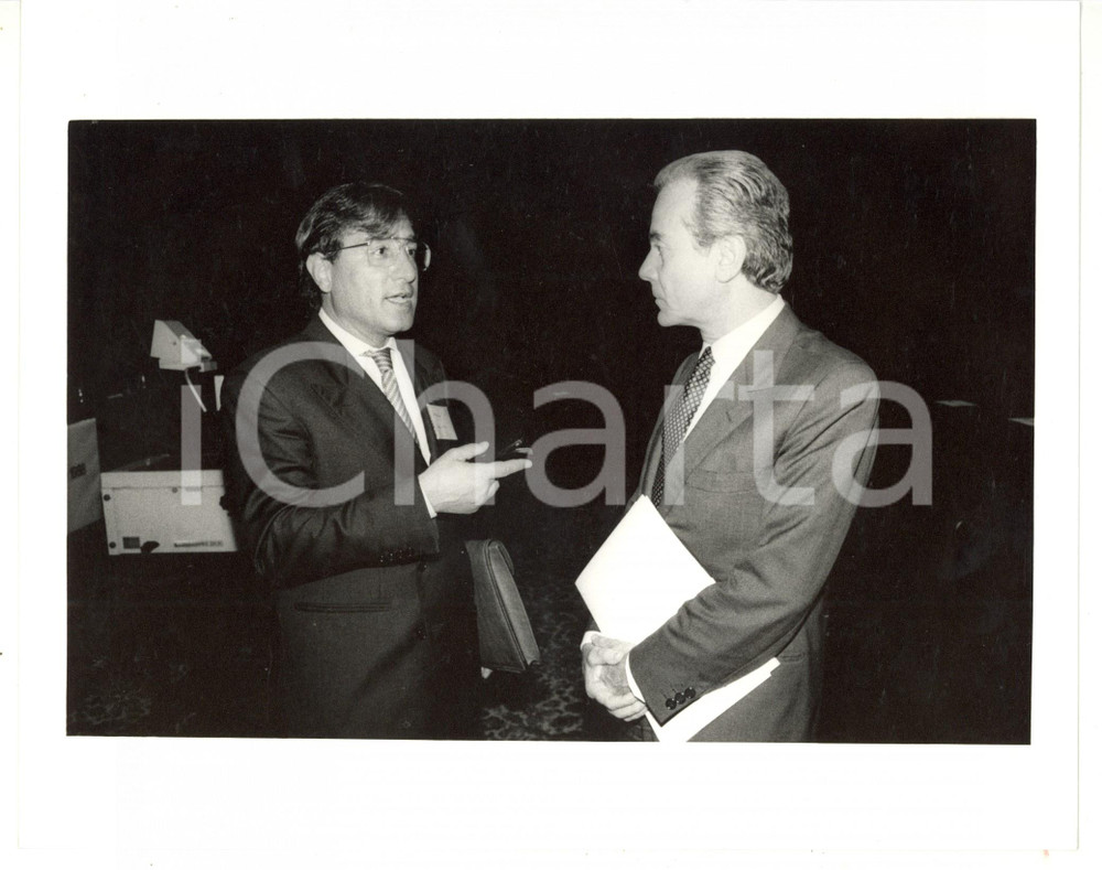 1990 ca FININVEST Marcello DELL'UTRI discute con Gianni LETTA *Foto 25x20 cm