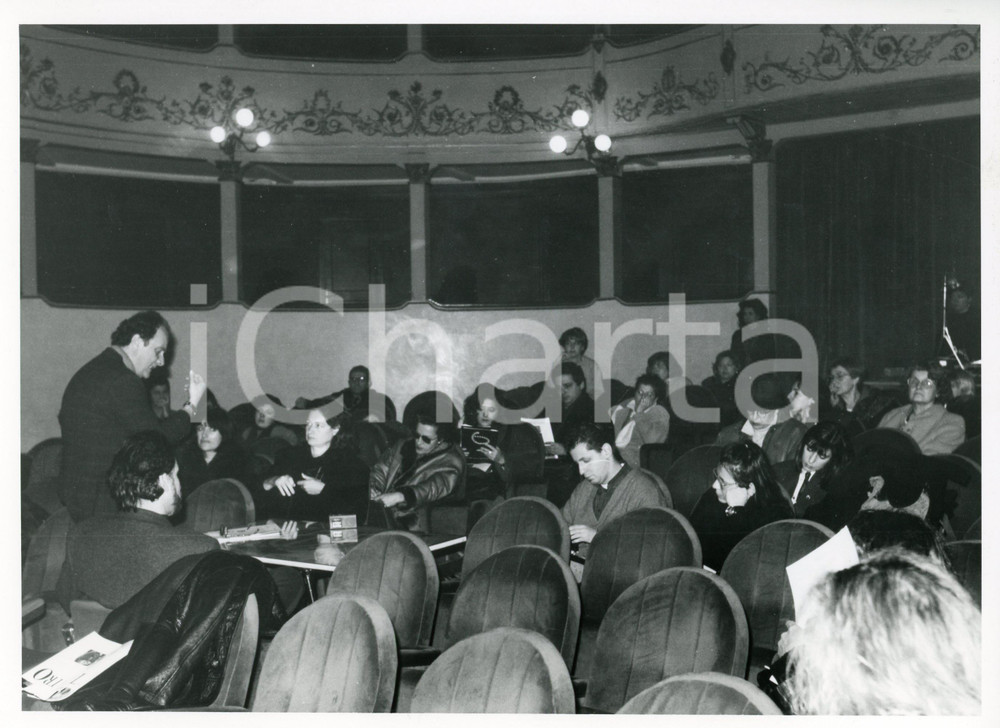 Fotografia d epoca originale 1995 ca FIRENZE Teatro Niccolini  Conferenza stampa LA CLIZIA Foto 24x18 cm 1