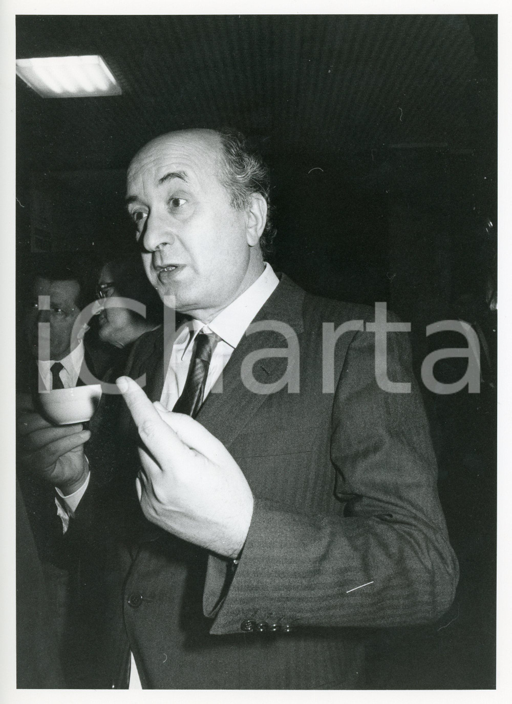 1985 MILANO Congresso DC - Ciriaco DE MITA rilascia dichiarazioni ai giornalisti