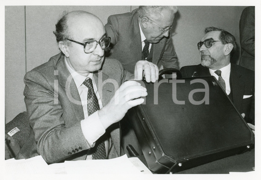 1984 ROMA Ciriaco DE MITA e Giuseppe GUZZETTI al XVI Congresso DC *Foto 24x18 cm