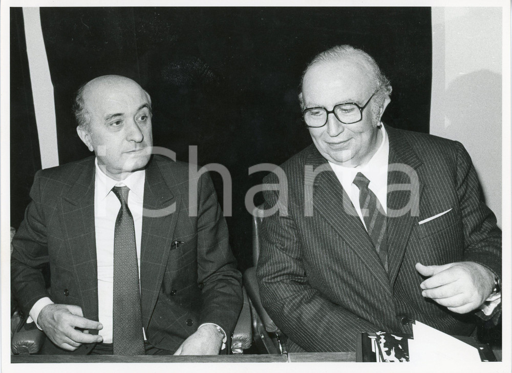 1985 VARESE Convegno DC - Ciriaco DE MITA al tavolo con Giovanni SPADOLINI *Foto