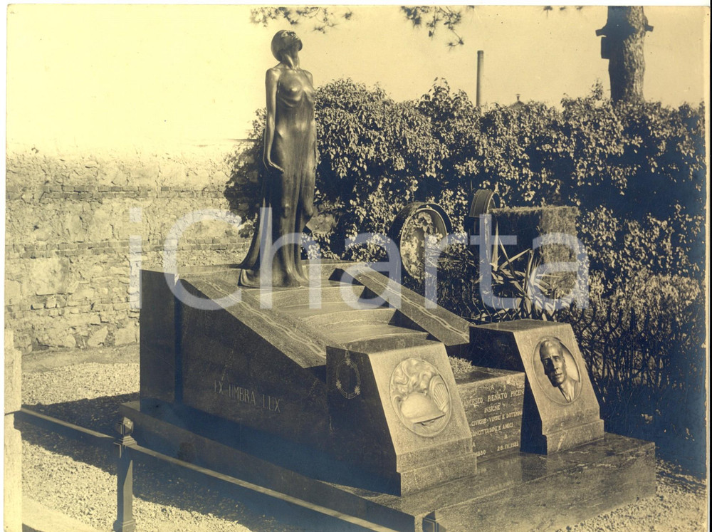 1930 ca GALLARATE Cimitero - Tomba di Francesco Renato PICENI (1) *Foto 24x18