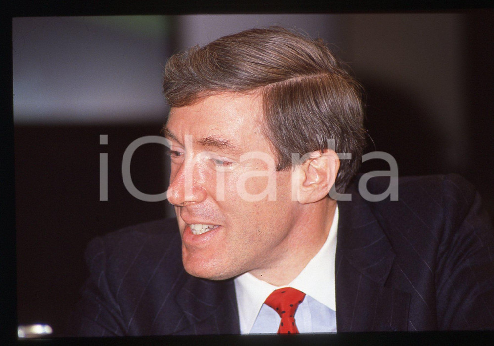 35mm vintage slide* 1990ca Italia Ritratto di HORMATS Robert (12)