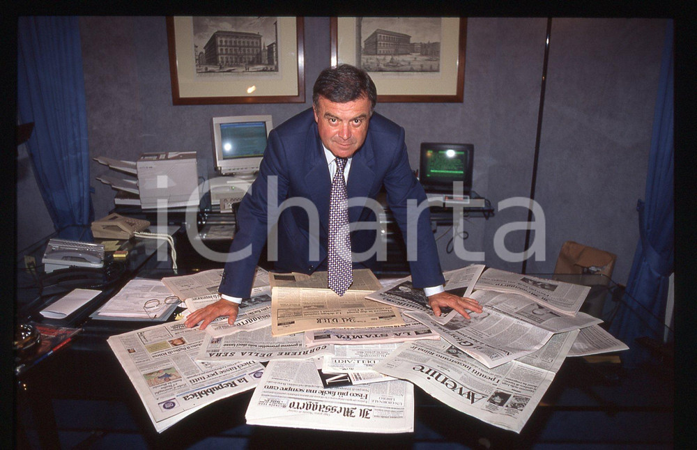 35mm vintage slide* 1996ca Ritratto Pietro Calabrese direttore Messaggero (3)