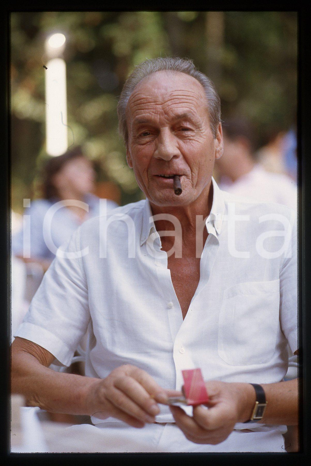 35mm vintage slide* 1990ca Playboy GIOVANNI ROVAI fuma sigaro (2)