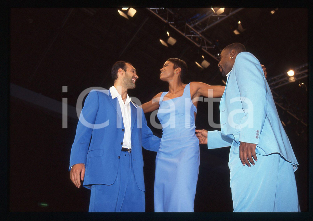 Fotografia d epoca originale 35mm vintage slide 1995ca Pallavolista PRIKEBA PHIPPS ad un evento 3 1