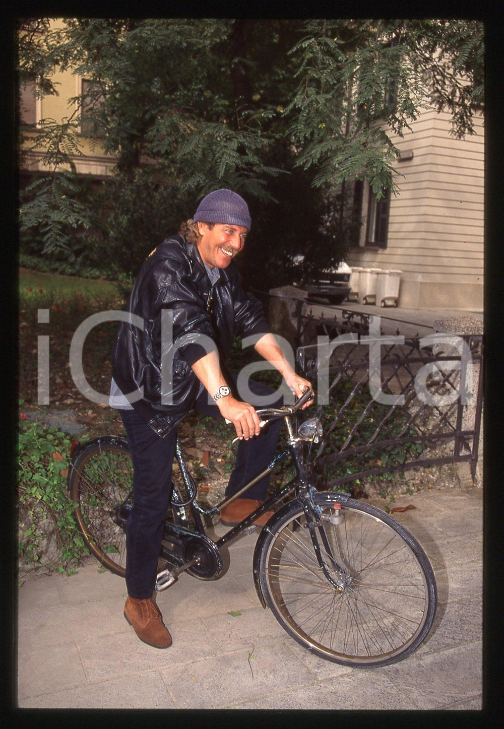 35mm vintage slide*1995ca ALBERTO CASTAGNA ritratto con bicicletta (8)