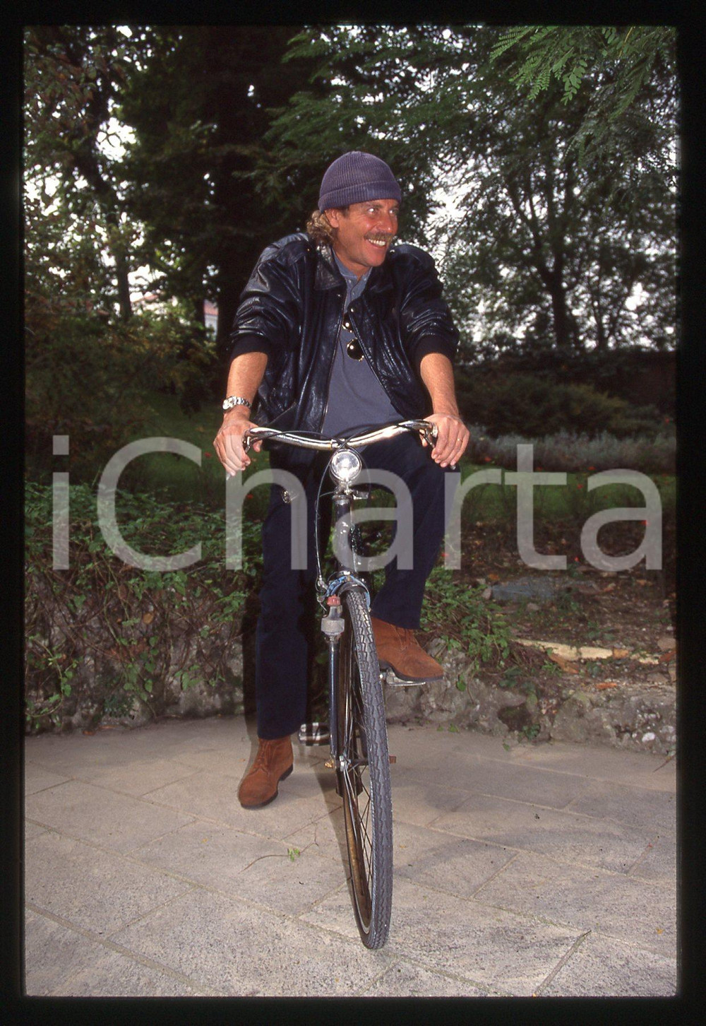 35mm vintage slide*1995ca ALBERTO CASTAGNA ritratto con bicicletta (13)