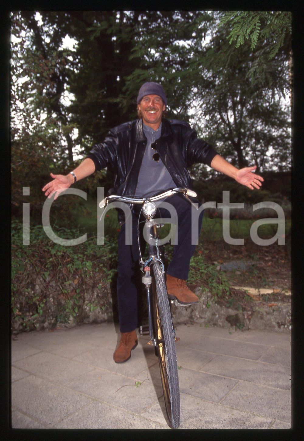 35mm vintage slide*1995ca ALBERTO CASTAGNA ritratto con bicicletta (23)