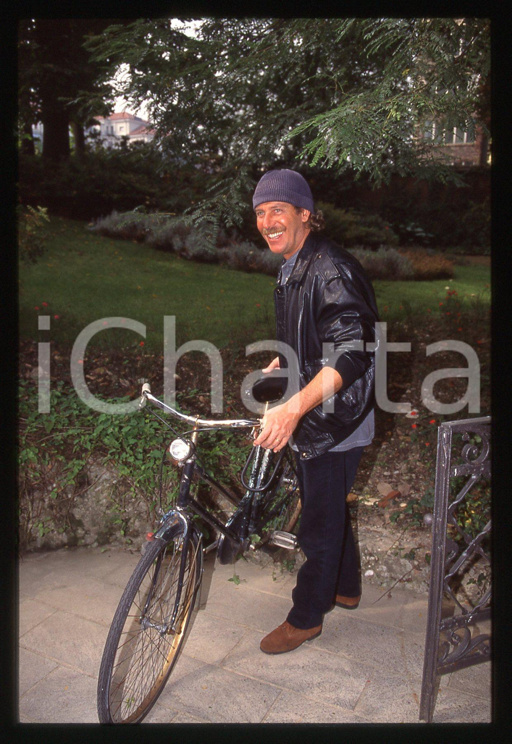 35mm vintage slide*1995ca ALBERTO CASTAGNA ritratto con bicicletta (25)