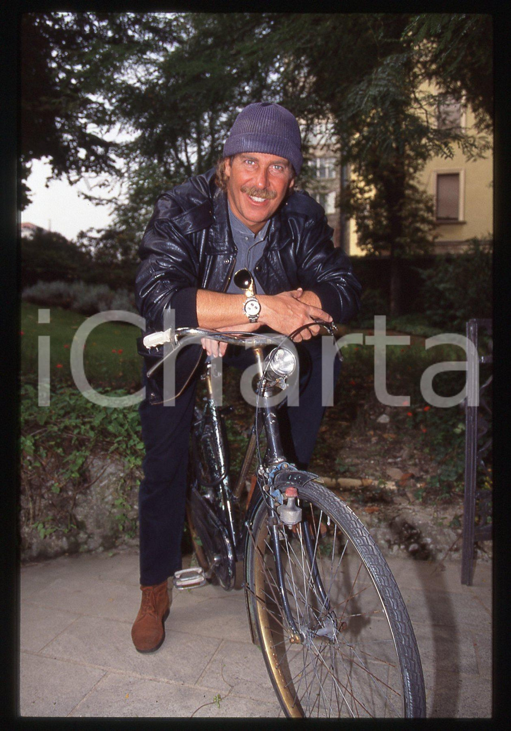 35mm vintage slide*1995ca ALBERTO CASTAGNA ritratto con bicicletta (29)