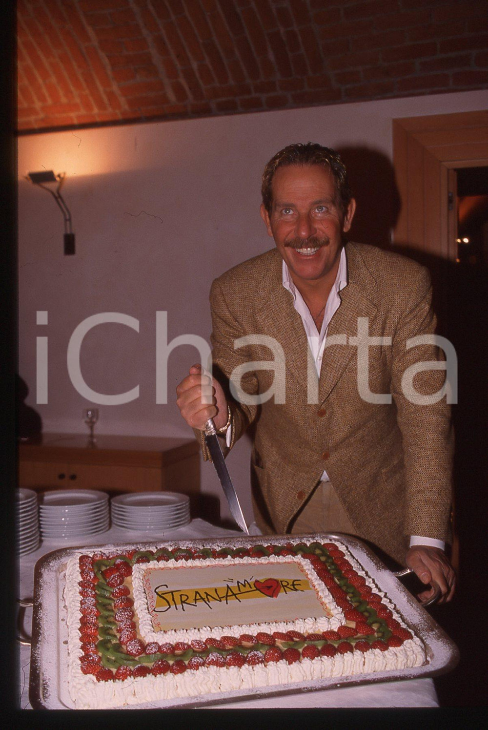 35mm vintage slide*1995ca ALBERTO CASTAGNA con torta programma STRANAMORE