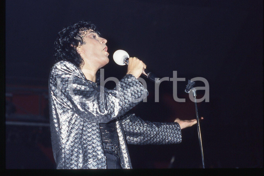 35mm vintage slide* 1986 Zero Tour RENATO ZERO durante un concerto (4)