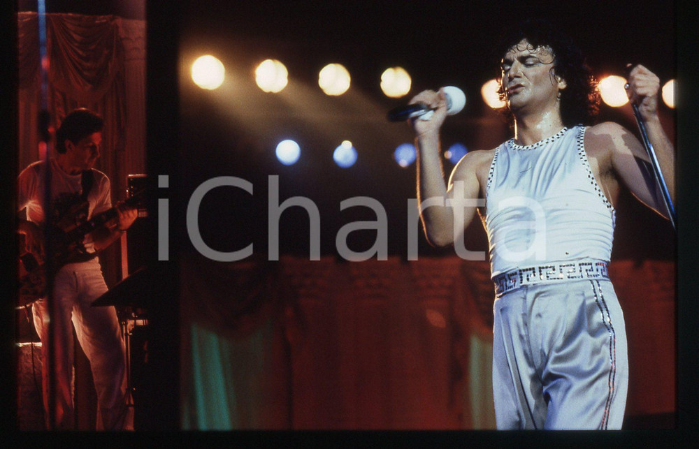 35mm vintage slide* 1986 Zero Tour RENATO ZERO durante un concerto (48)