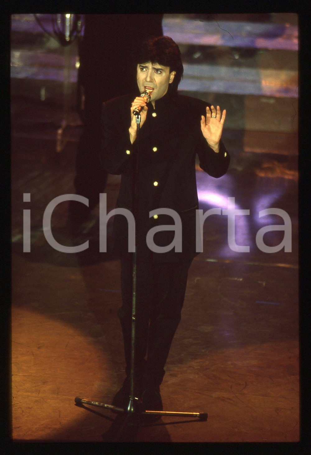 35mm vintage slide*1991 Festival Sanremo RENATO ZERO canta "Spalle al Muro" 