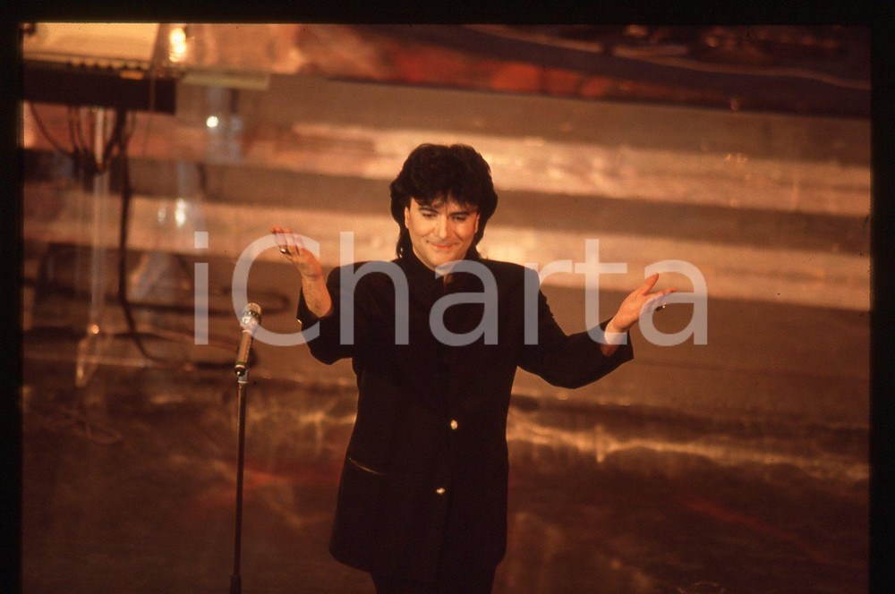35mm vintage slide*1991 Festival Sanremo RENATO ZERO canta "Spalle al Muro" (3)