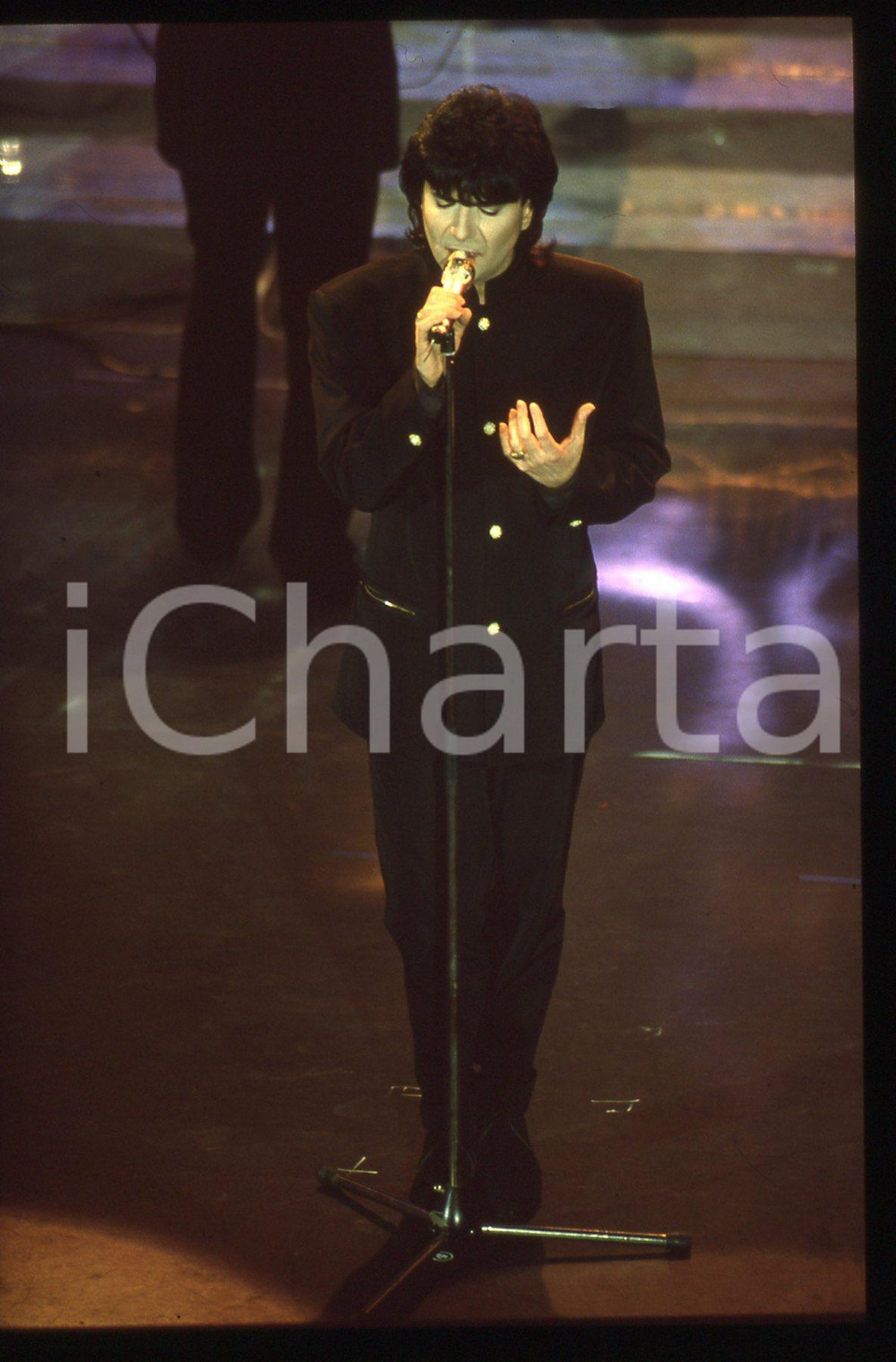 35mm vintage slide*1991 Festival Sanremo RENATO ZERO canta "Spalle al Muro" (16)