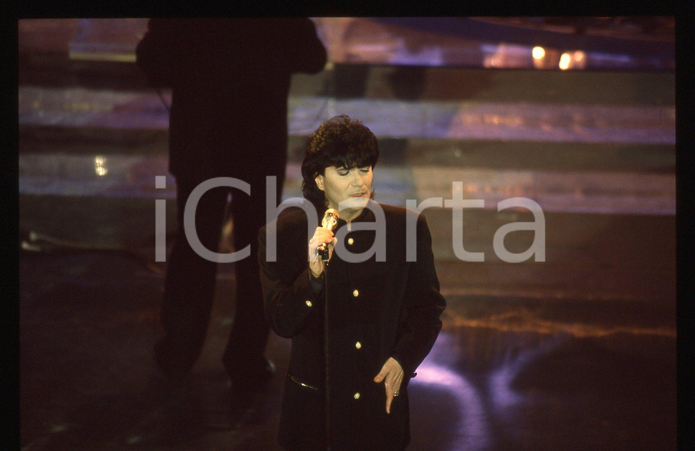 35mm vintage slide*1991 Festival Sanremo RENATO ZERO canta "Spalle al Muro" (24)