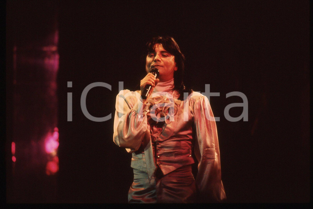 35mm vintage slide* 1988 Tour Zerolive RENATO ZERO durante un concerto (4)