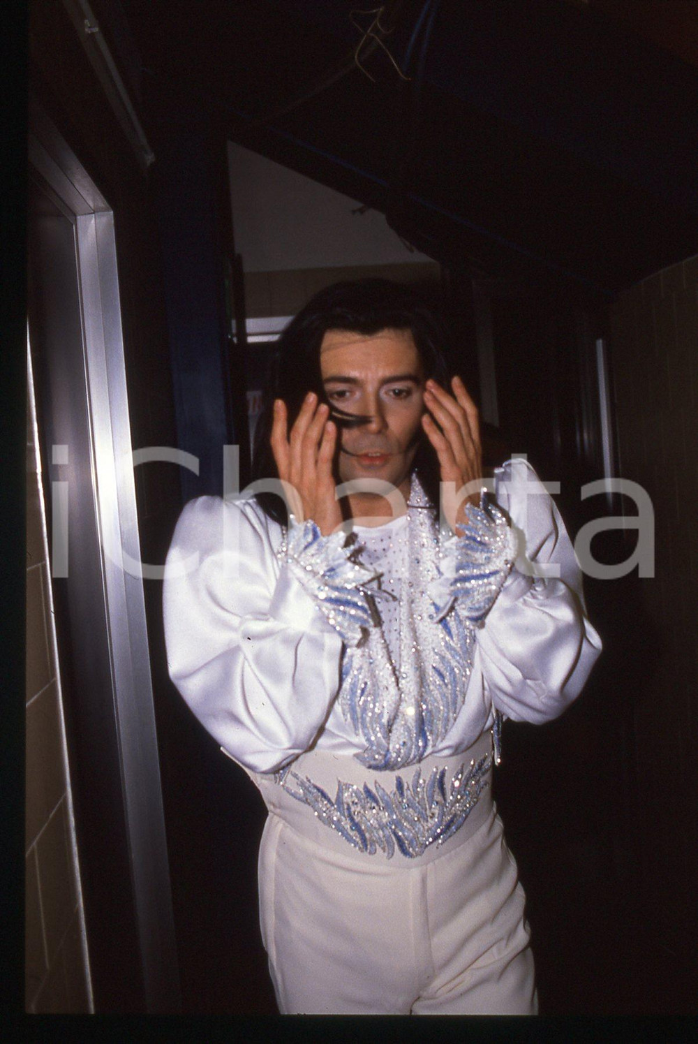 35mm vintage slide* 1989 Saint Vincent Renato ZERO canta "Il grande mare" (6)