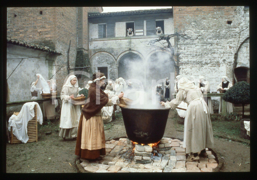 35mm vintage slide* 1989 I promessi Sposi di Salvatore NOCITA scena in convento