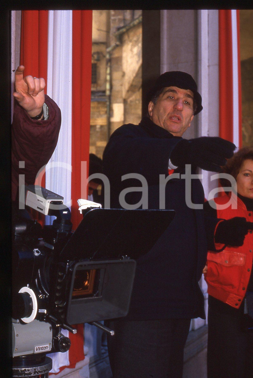 35mm vintage slide* 1989 I promessi Sposi serie tv il regista Salvatore NOCITA
