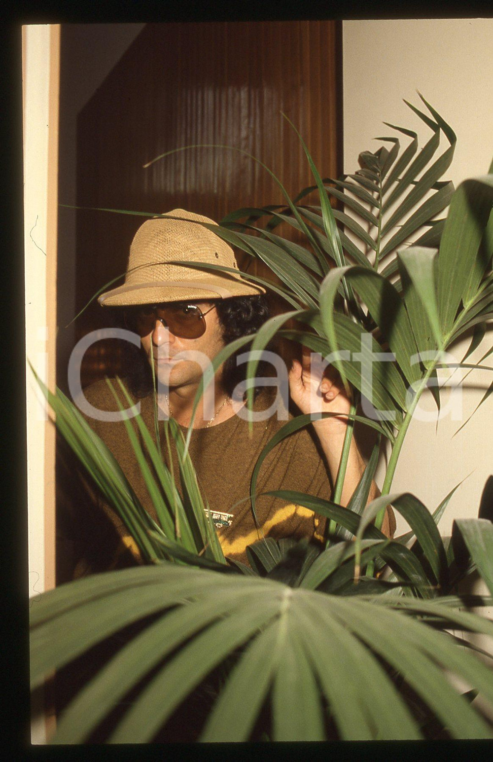 35mm vintage slide* 1990ca Renato ZERO Safari in studio *gag (2)