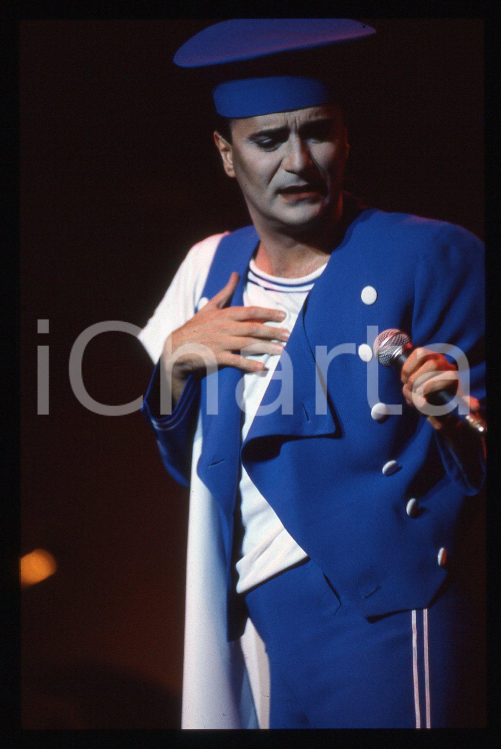 35mm vintage slide* 1990 Viareggio Renato ZERO canta "No! Mamma,no"