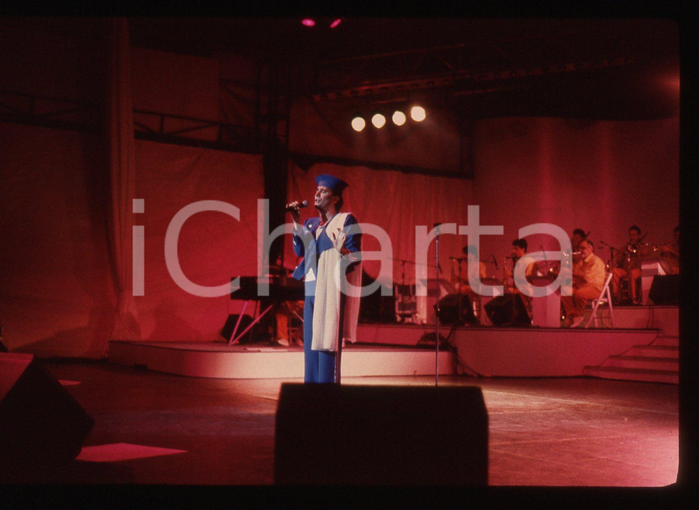 35mm vintage slide* 1990 Viareggio Renato ZERO canta "No! Mamma,no" (9)