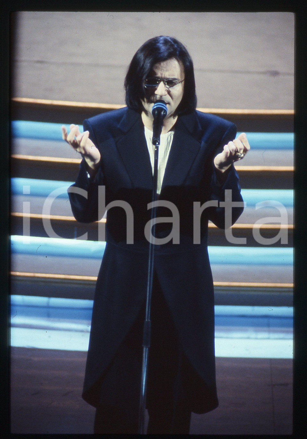 35mm vintage slide* 1990ca Ritratto di Renato ZERO sul palcoscenico (11)