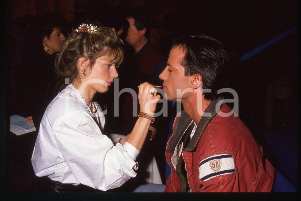 35mm vintage slide* 1990ca RAF al trucco prima di un'esibizione