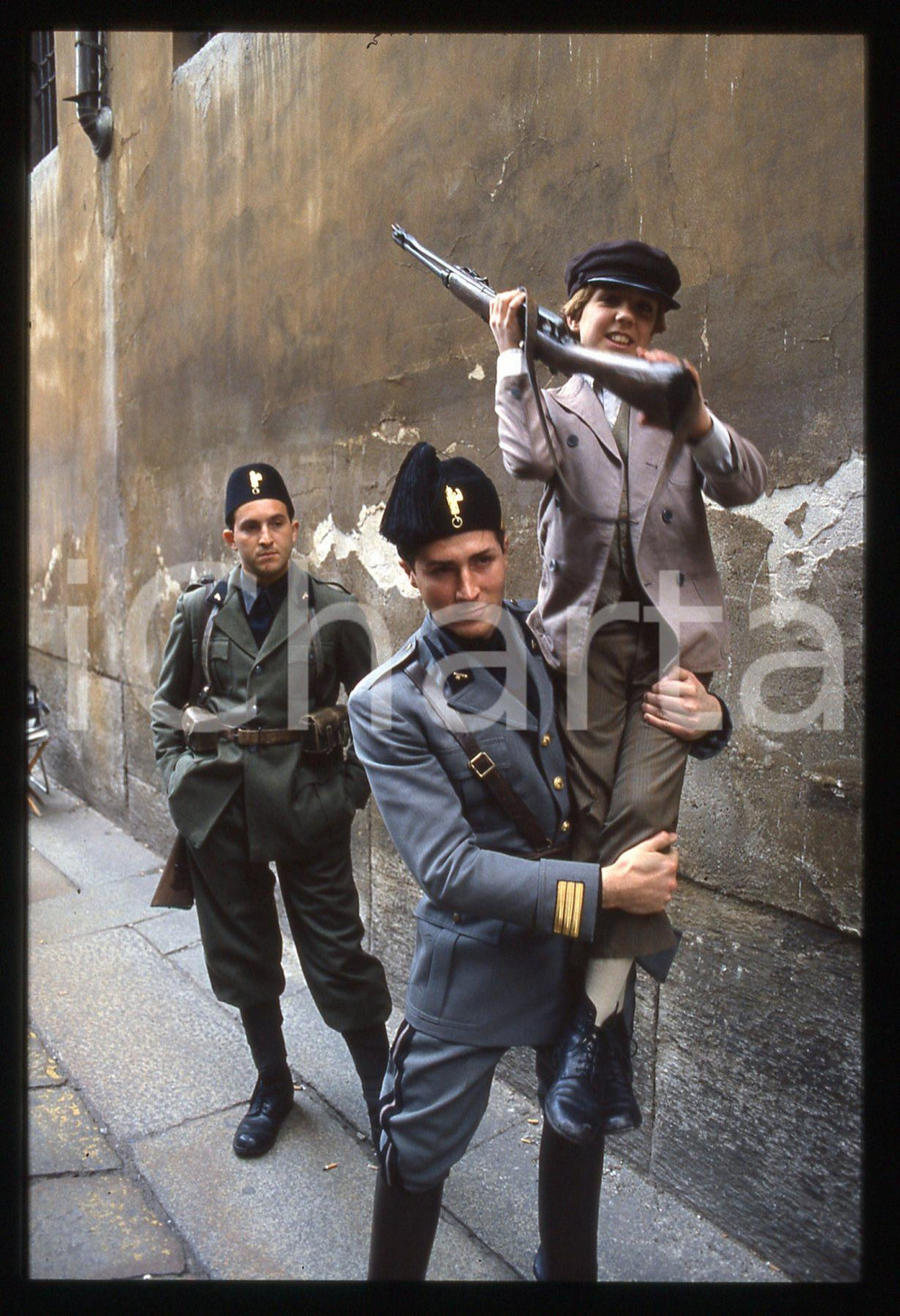 35mm vintage slide* 1988 MILANO Film Miss Arizona di Pal SANDOR Luigi LUCCI (3)