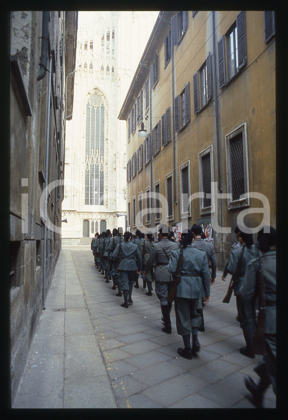35mm vintage slide* 1988 MILANO Miss Arizona regia Pal SANDOR scena del film 
