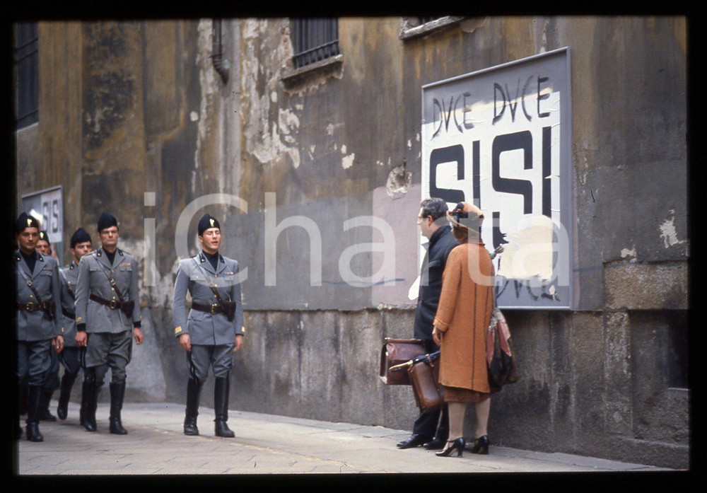 35mm vintage slide* 1988 Miss Arizona Marcello MASTROIANNI e Hanna SCHYGULLA (9)