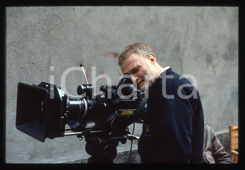 35mm vintage slide* 1988 MILANO Miss Arizona il regista Pal SANDOR sul set (7)