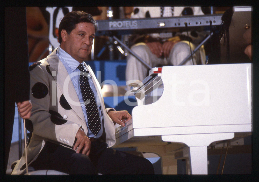35mm vintage slide* 1990ca Renato POZZETTO al pianoforte