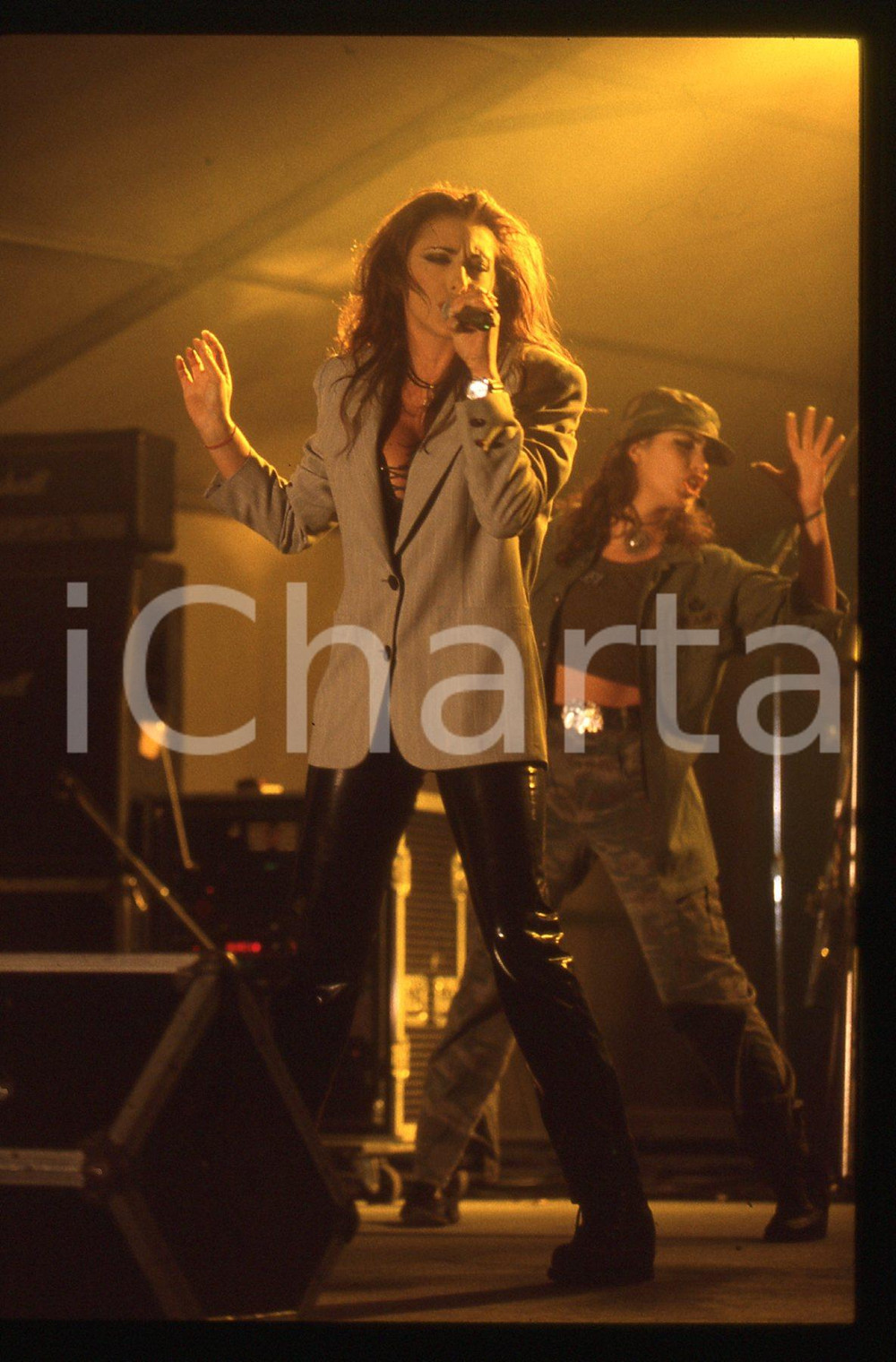 Fotografia d epoca originale 35mm vintage slide 1990 ca Sabrina SALERNO in concerto 28 1